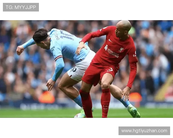 曼城逆转利物浦夺冠豪取三连胜球迷狂欢现场精彩纷呈