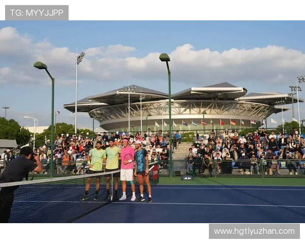 网球巨星赛季回顾：从伤病到复苏，精彩瞬间一网打尽